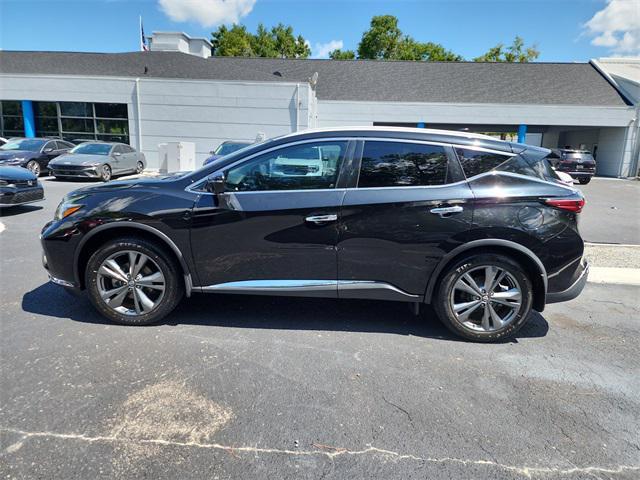 Photo of 2019 Magnetic Black Pearl Nissan Murano
