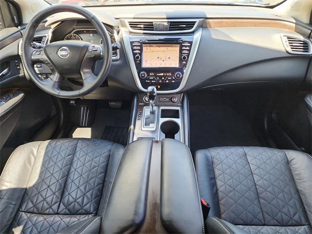 Photo of 2019 Magnetic Black Pearl Nissan Murano