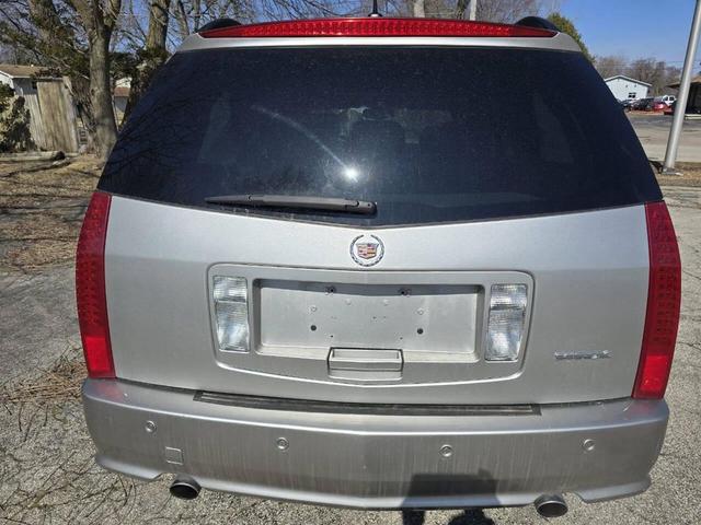 Photo of 2006 Silver Smoke Cadillac SRX