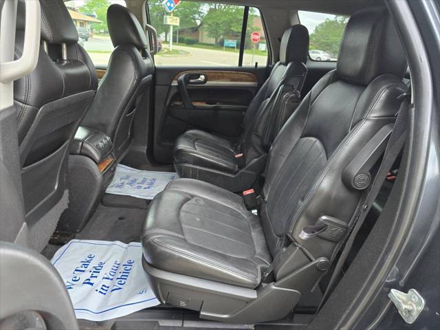 Photo of 2012 Pewter Buick Enclave