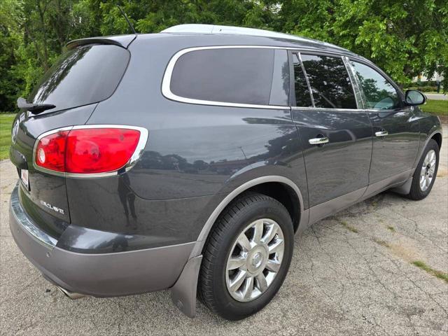 Photo of 2012 Pewter Buick Enclave