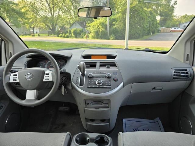 Photo of 2008 Smoke Nissan Quest