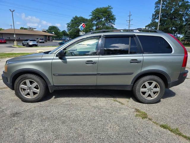 Photo of 2006 Gold Volvo XC90