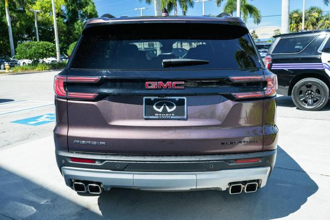Photo of 2025 Crystal Metallic GMC Acadia