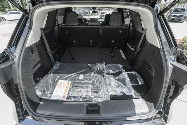 Photo of 2026 Diamond Black INFINITI QX60