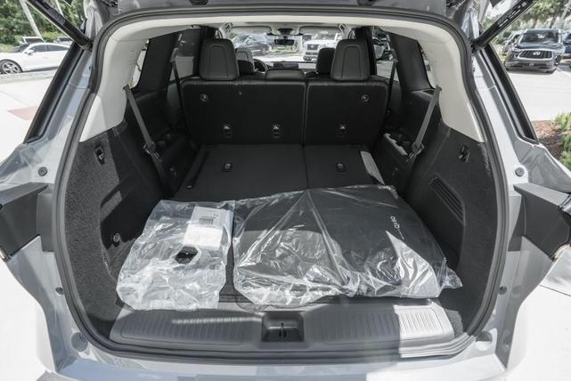 Photo of 2026 Harbor Gray INFINITI QX60