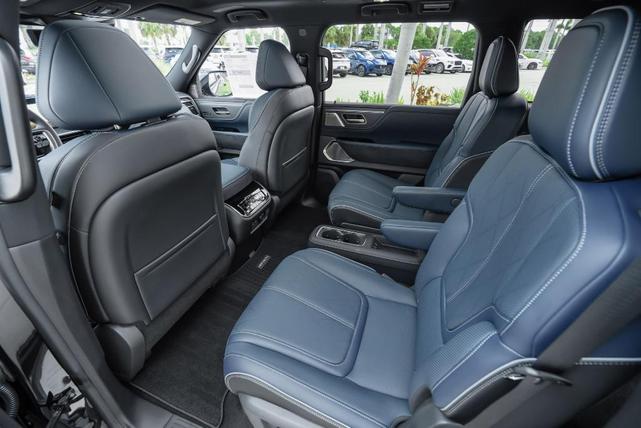 Photo of 2026 Diamond Black INFINITI QX80