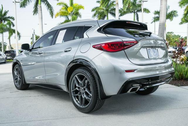 Photo of 2018 Blade Silver INFINITI QX30