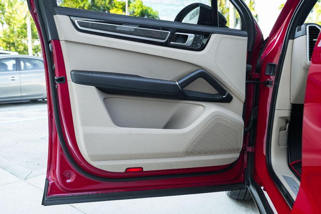 Photo of 2023 Carmine Red Porsche Cayenne