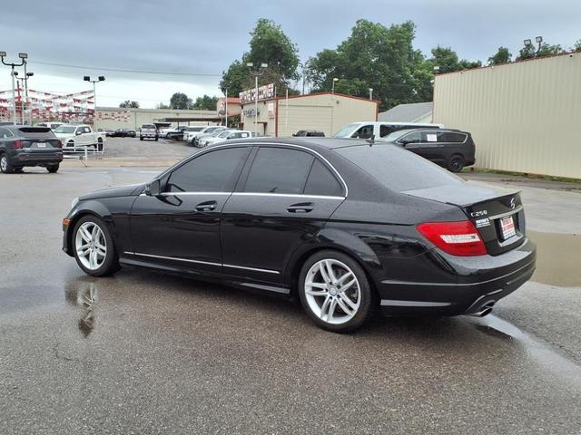 Photo of 2014 Black Mercedes-Benz C-Class