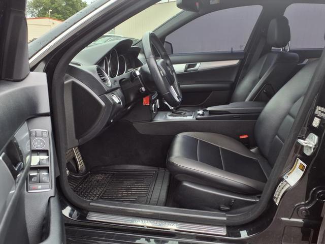 Photo of 2014 Black Mercedes-Benz C-Class