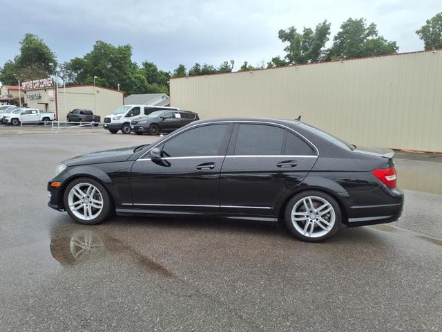 Photo of 2014 Black Mercedes-Benz C-Class