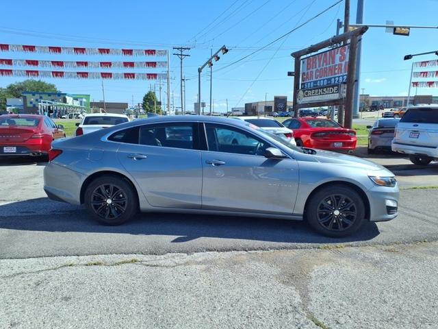Photo of 2023 Sterling Gray Metallic Chevrolet Malibu