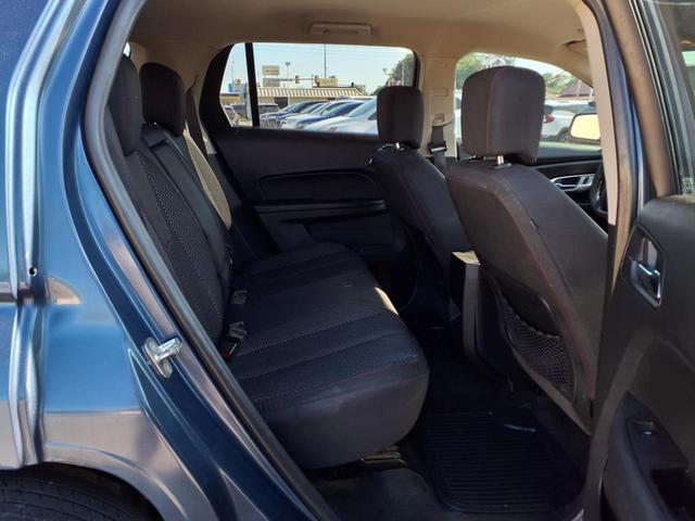 Photo of 2016 Slate Blue Metallic GMC Terrain