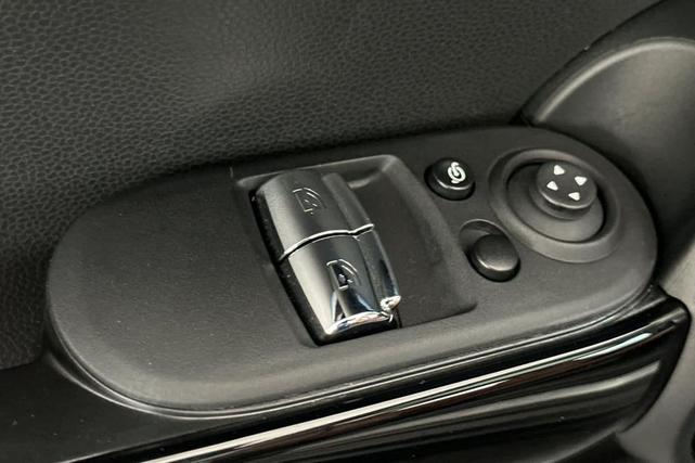 Photo of 2023 Midnight Black II MINI Hardtop