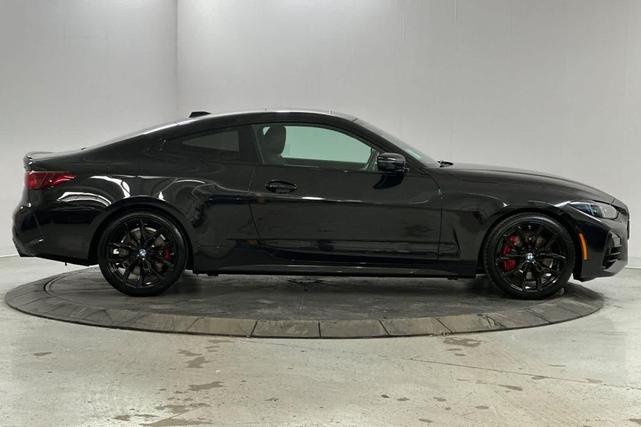 Photo of 2025 Black Sapphire Metallic BMW 430