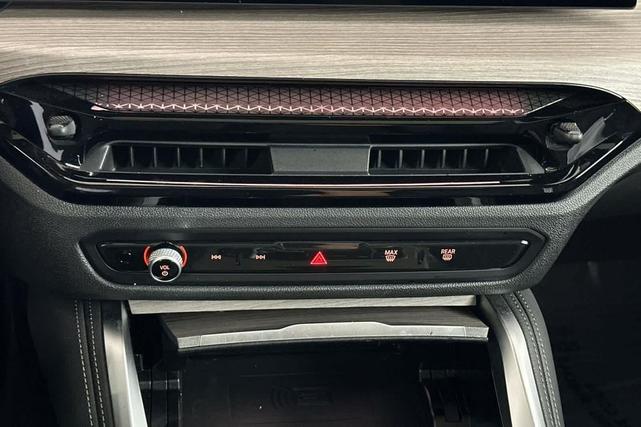 Photo of 2025 Black Sapphire Metallic BMW 430