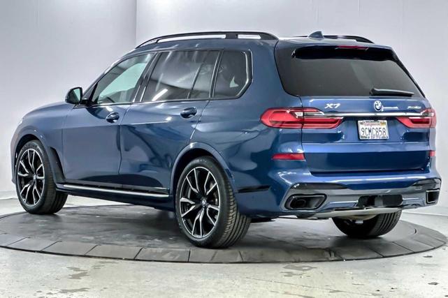 Photo of 2022 Phytonic Blue Metallic BMW X7