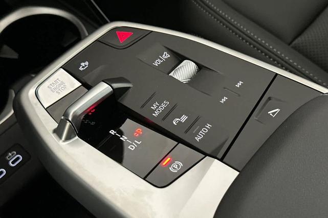 Photo of 2025 Storm Bay Metallic BMW X1
