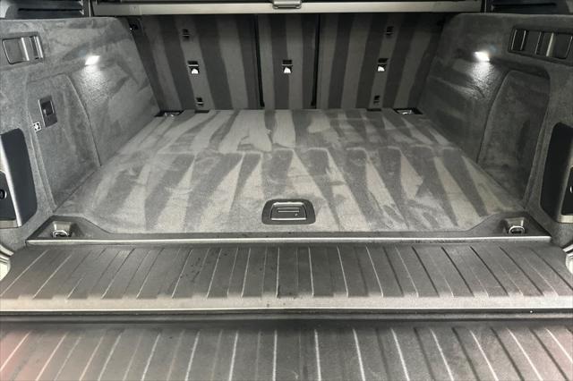 Photo of 2021 Alpine White BMW X5