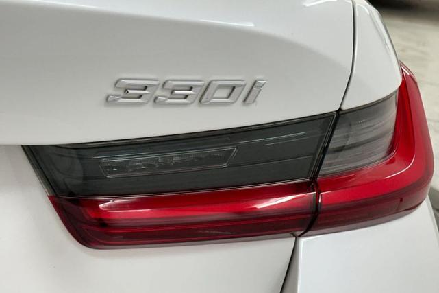 Photo of 2024 White BMW 330