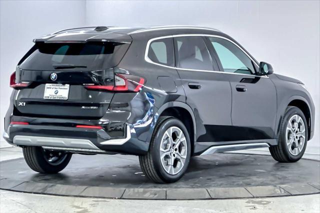 Photo of 2025 Black Sapphire Metallic BMW X1