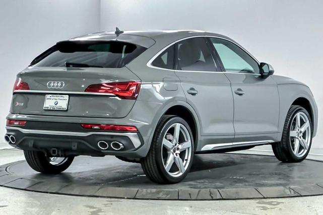 Photo of 2022 Quantum Gray Audi SQ5