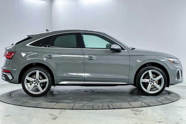 Photo of 2022 Quantum Gray Audi SQ5
