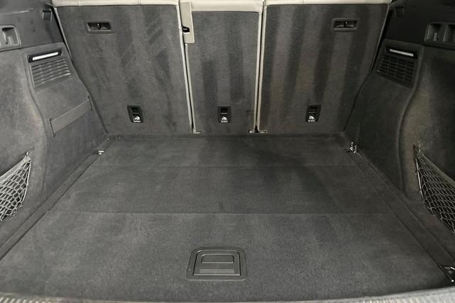 Photo of 2022 Quantum Gray Audi SQ5