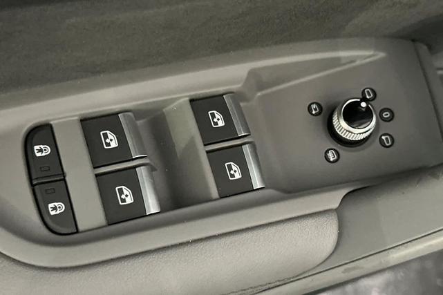 Photo of 2022 Quantum Gray Audi SQ5