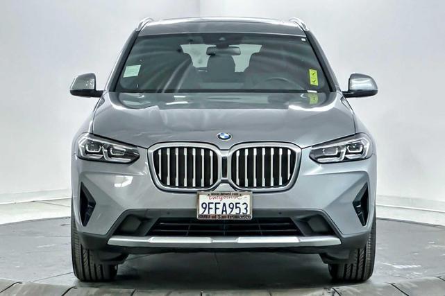Photo of 2023 Skyscraper Gray Metallic BMW X3