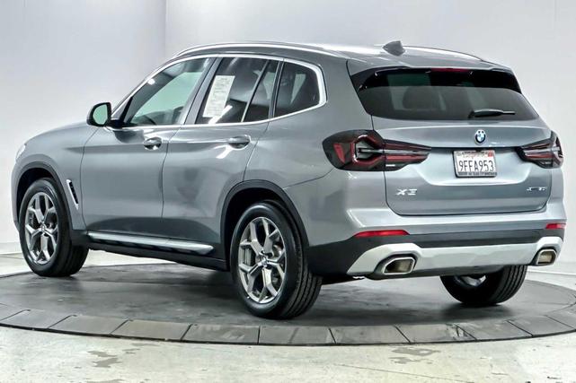 Photo of 2023 Skyscraper Gray Metallic BMW X3