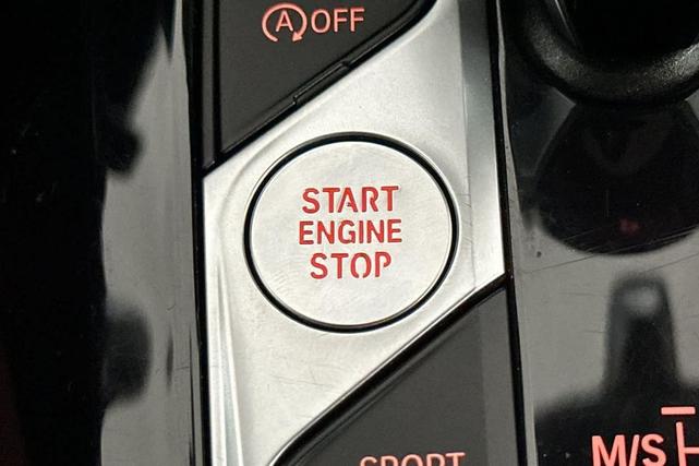 Photo of 2024 White BMW X3