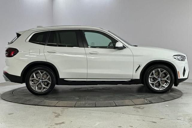 Photo of 2024 White BMW X3