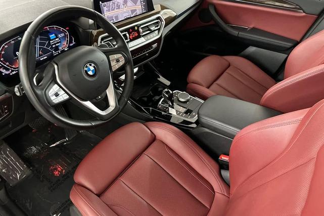 Photo of 2024 White BMW X3