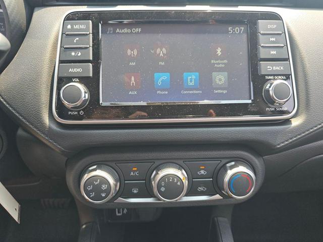 Photo of 2025 Gun Metallic Nissan Versa