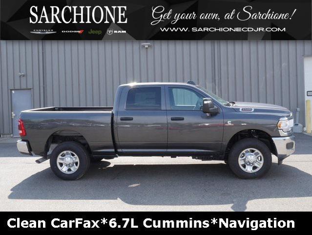 Photo of 2024 Granite Crystal Metallic Clearcoat RAM 2500
