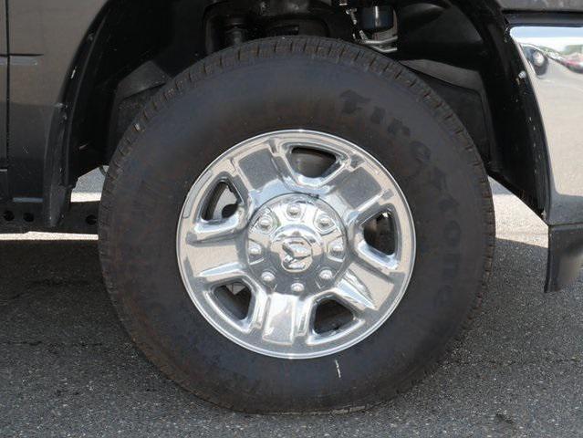 Photo of 2024 Granite Crystal Metallic Clearcoat RAM 2500