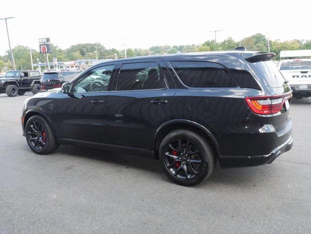 Photo of 2024 DB Black Crystal Clearcoat Dodge Durango