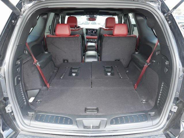 Photo of 2024 DB Black Crystal Clearcoat Dodge Durango