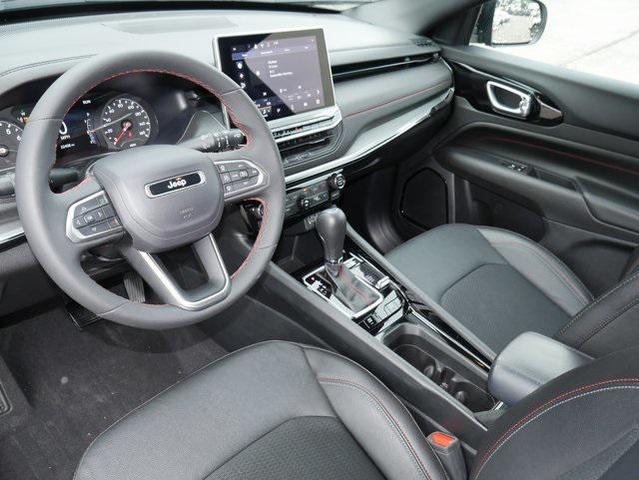 Photo of 2024 Baltic Gray Metallic Clearcoat Jeep Compass
