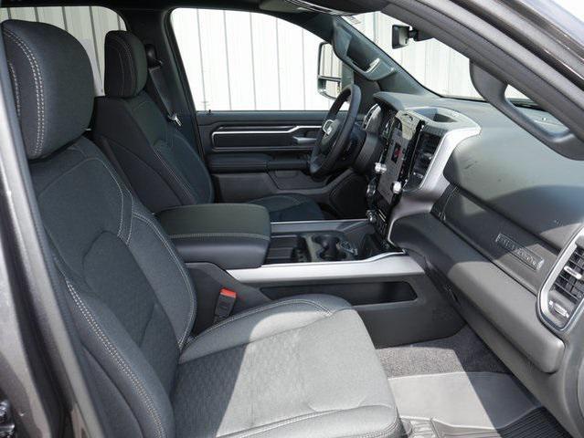 Photo of 2026 Granite Crystal Metallic Clearcoat RAM 1500