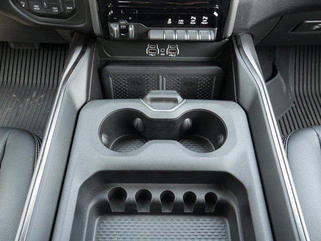 Photo of 2025 Diamond Black Crystal Pearlcoat RAM 2500