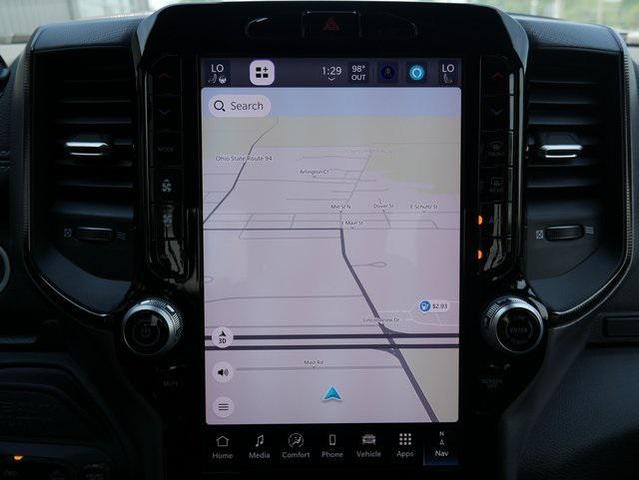 Photo of 2025 Diamond Black Crystal Pearlcoat RAM 2500