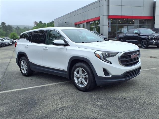 Photo of 2020 White GMC Terrain