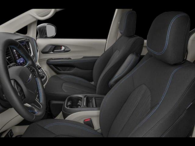 Photo of 2021 Red Chrysler Pacifica