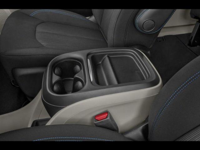 Photo of 2021 Red Chrysler Pacifica