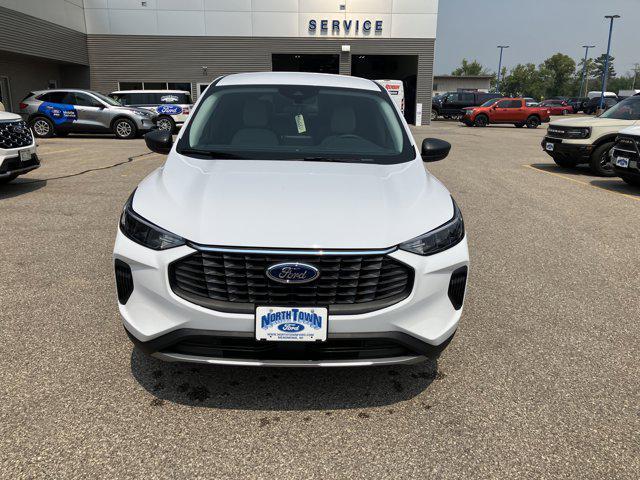 Photo of 2025 Oxford White Ford Escape
