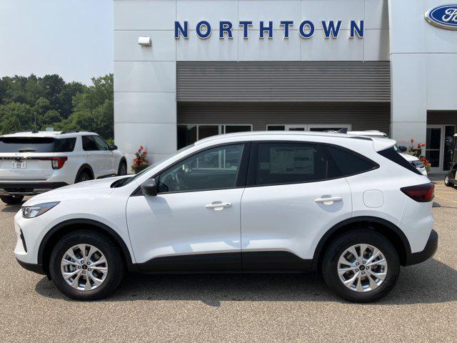 Photo of 2025 Oxford White Ford Escape