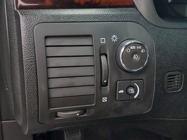 Photo of 2007 Green Silk Cadillac DTS